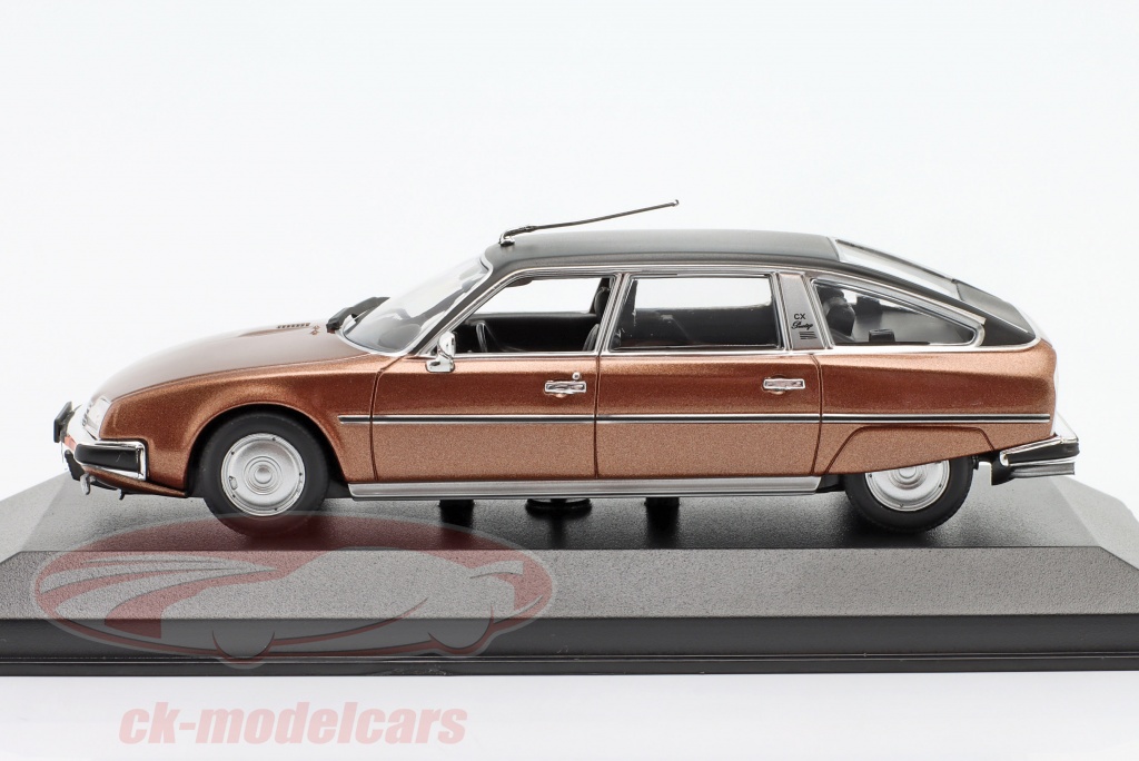 Modellino in miniatura Citroen CX 1/18 Neo Pallas beige 1982 - Modellini
