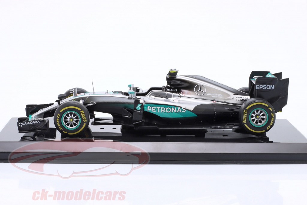 Formule 1 Mercedes F1 W07 Hybrid Nico Rosberg 2016 - Échelle 1/24 - IXO