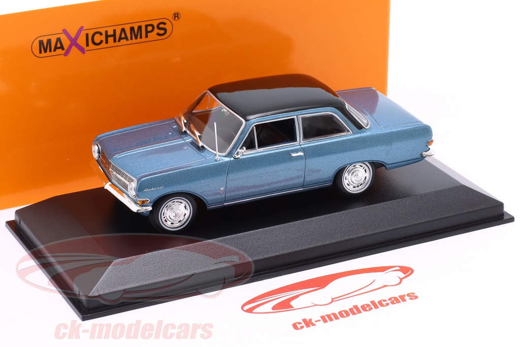 Opel Commodore B GS/E blue diecast modelcar in showcase 1:43