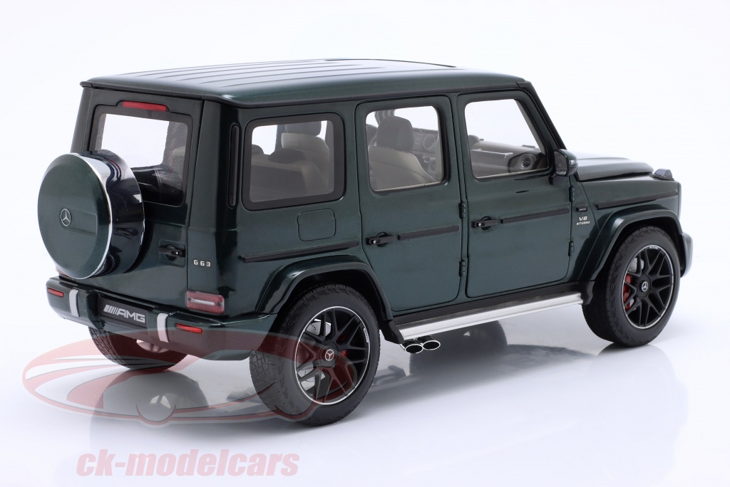 1/18 ミニチャンプス メルセデスAMG-G63 2018