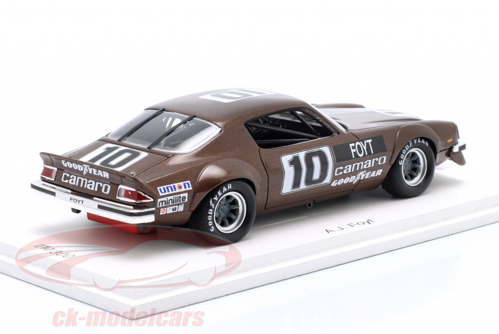 Chevrolet Camaro IROC N.2 Daytona 1974-75, Ronnie Peterson, Spark 1:18, Nuovo