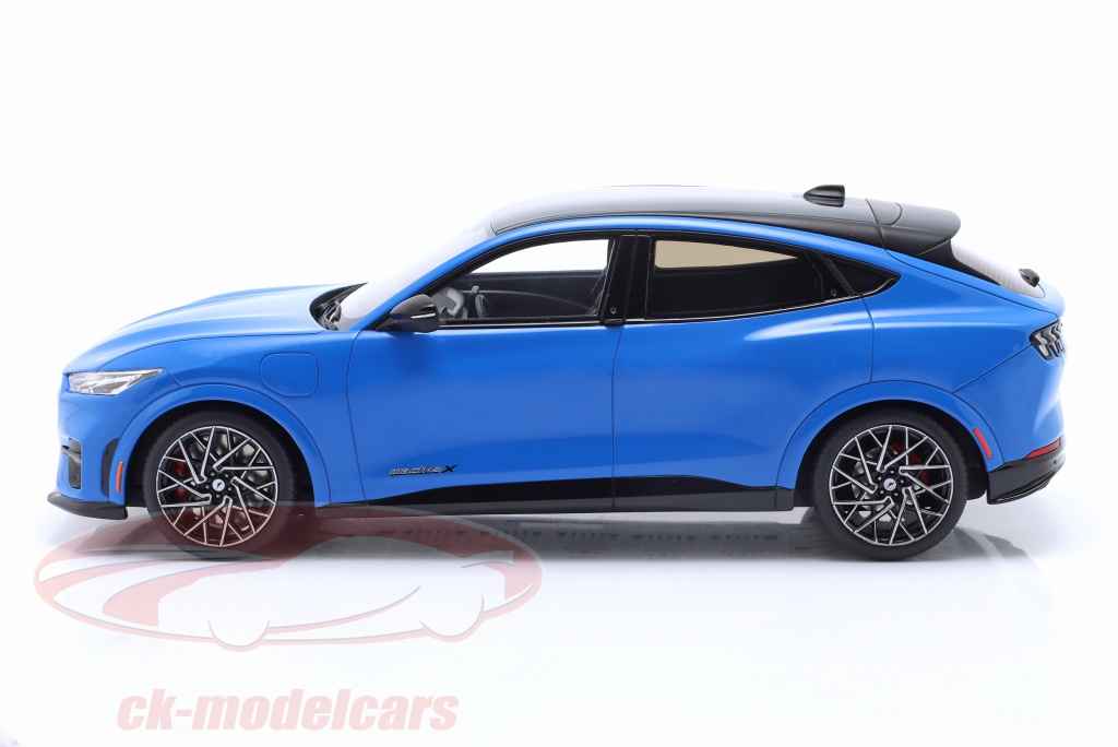 Modèle Réduit De Voiture 1/18 Ottomobile/GT Spirit - Longueur 33 Cm - Neuf Dans Boîte D'origine - Transparent