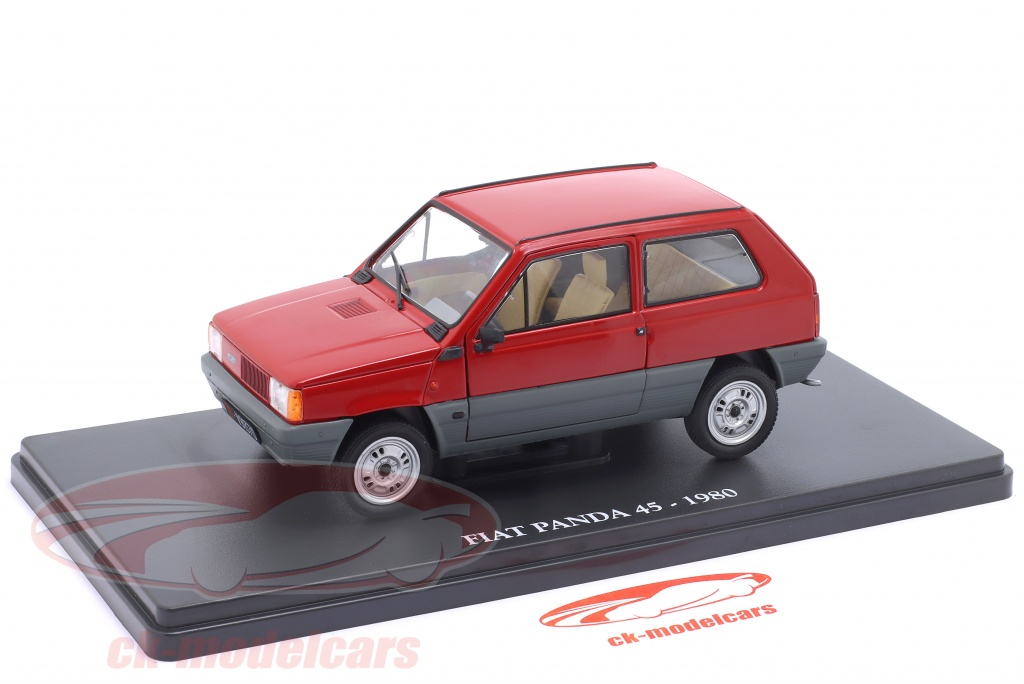 Miniature Voiture Burago 1/24 - Fiat Panda 45 - Modèle Occasion Pour Collection Ou Jouet