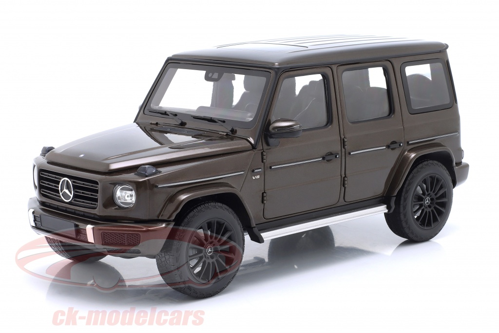 minichamps-1-18-mercedes-benz-wagon-g-g500-w463-annee-de-construction-2020-brun-metallique-110037102/
