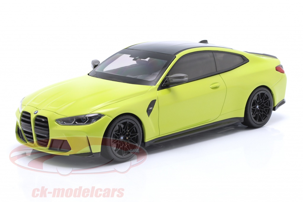 Minichamps 1:18 BMW M4 Coupe (G82) Baujahr 2020 Sao Paulo gelb 
