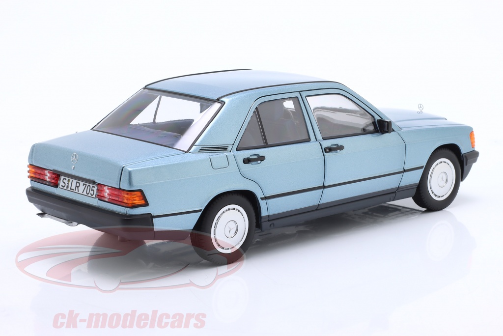 Modèle Réduit Norev 1/43 Mercedes 190E 2.3 1984 Noire Métallisée - Neuf - Réf 351195