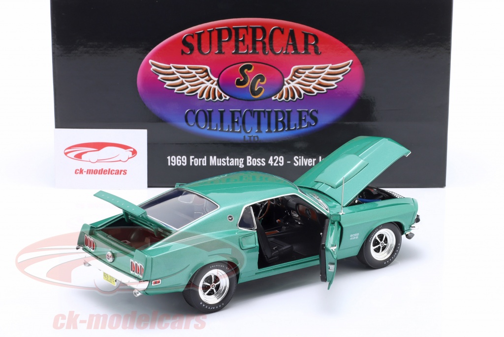 Auto World Ford Mustang Boss 429 1969 1/18 Pressofuso - Colore Jade/Vert, Cofano E Porte Apribili - 3