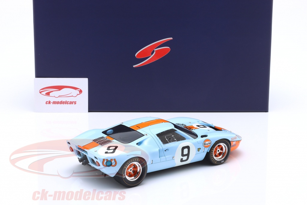 FORD GT40 MK1 Gulf #9 Winner Le Mans 1968 - 1:18 Spark Voiture Car