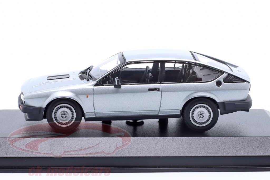 minichamps-1-43-alfa-romeo-gtv-6-ann-e-de-construction-1983-argent