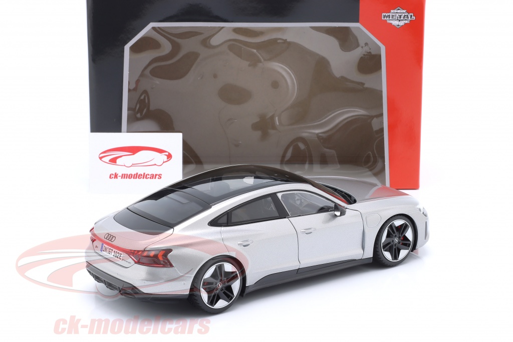 Bburago 1:18 Audi RS e-tron GT 2022 Grün | Die-Cast 1:18