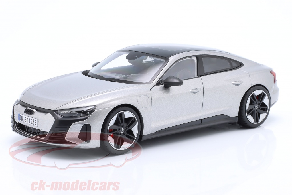 Maquette Audi RS E-Tron 2022 Argentée - Échelle 1/43 - Burago - Neuf