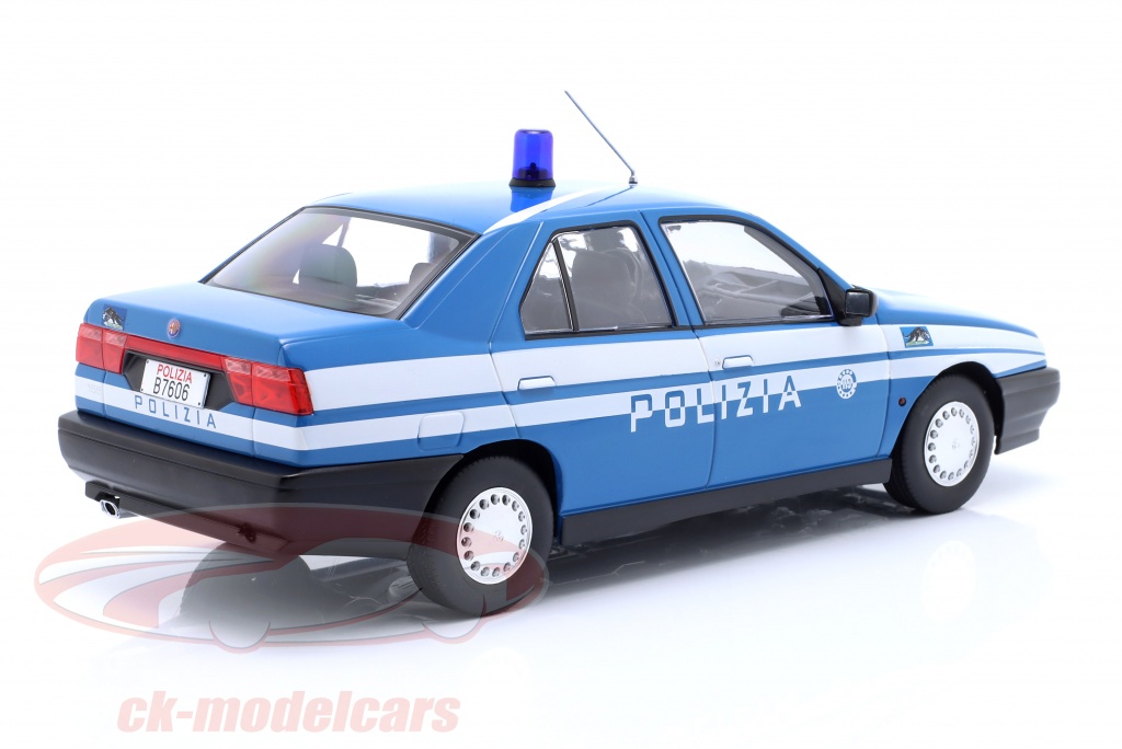 Triple9 1:18 Alfa Romeo 155 Année de construction 1996 noir T9-1800381