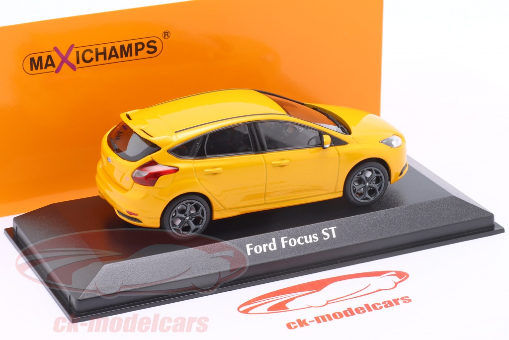 Minichamps 1: Ford Focus ST 建設年  オレンジ メタリックな