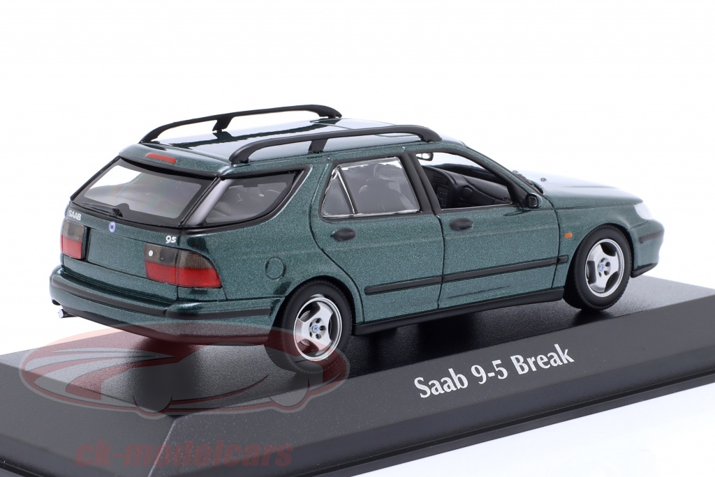 MAXICHAMPS - Voiture de 1999 couleur verte métallisé - SAAB 9