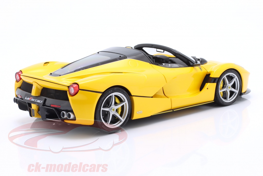 Yellow Ferrari Laferrari Aperta Unboxing A LaFerrari