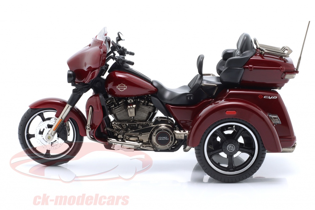 Maisto 1:12 Harley-Davidson CVO Tri Glide Anno Di Costruzione 2021 Rosso Scuro 32337 Modello Auto 32337 090159323372 - Foto 4