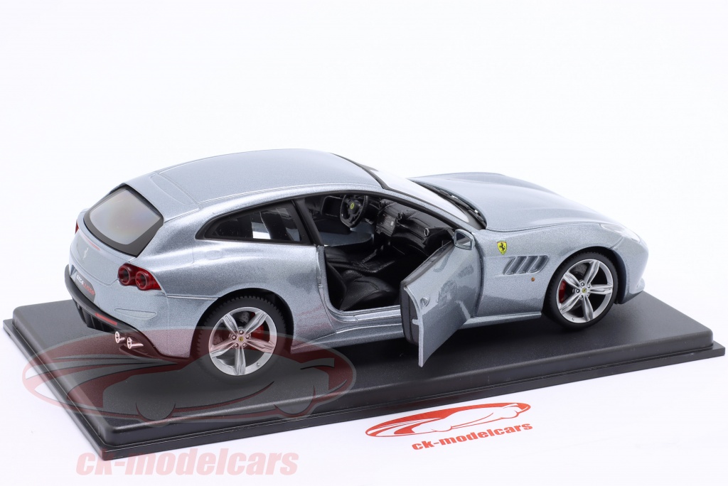 Bburago 124 Ferrari GTC4 Lusso year 2017 silver grey metallic AB24F044