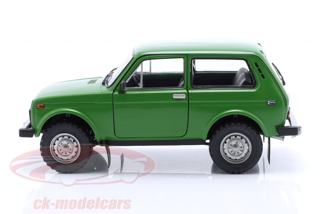 Solido 1:18 Lada Niva year 1980 green S1807304 model car S1807304 421182930  3663506020452