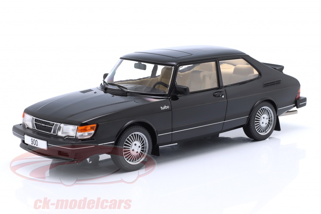 ModelCarGroup 1:18 Saab 900 Turbo Année De Construction 1981 Blanc Decor Mcg18339