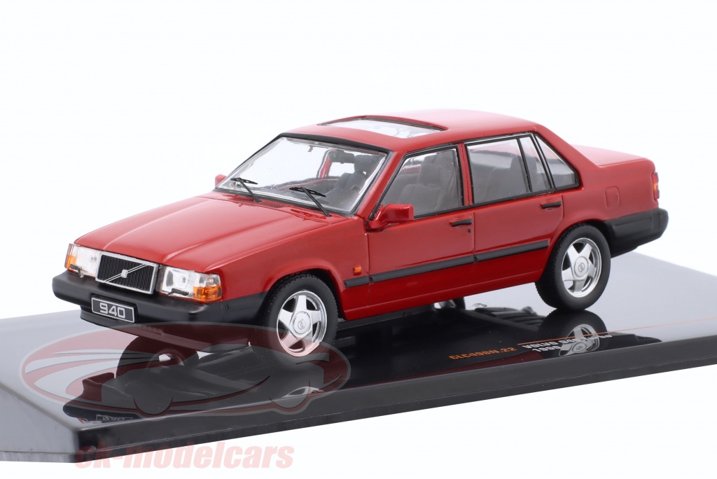 Miniature Atlas 1/43 - Volvo 740 Turbo Bright Red - Voiture Diecast - Neuve