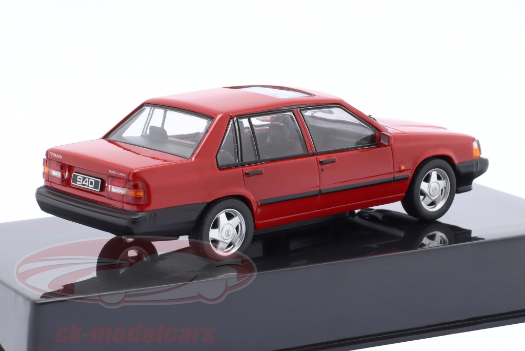Ixo 1/43 - Volvo 940 Turbo 1990 - Rouge - Diecast - Neuve Sous Boîte