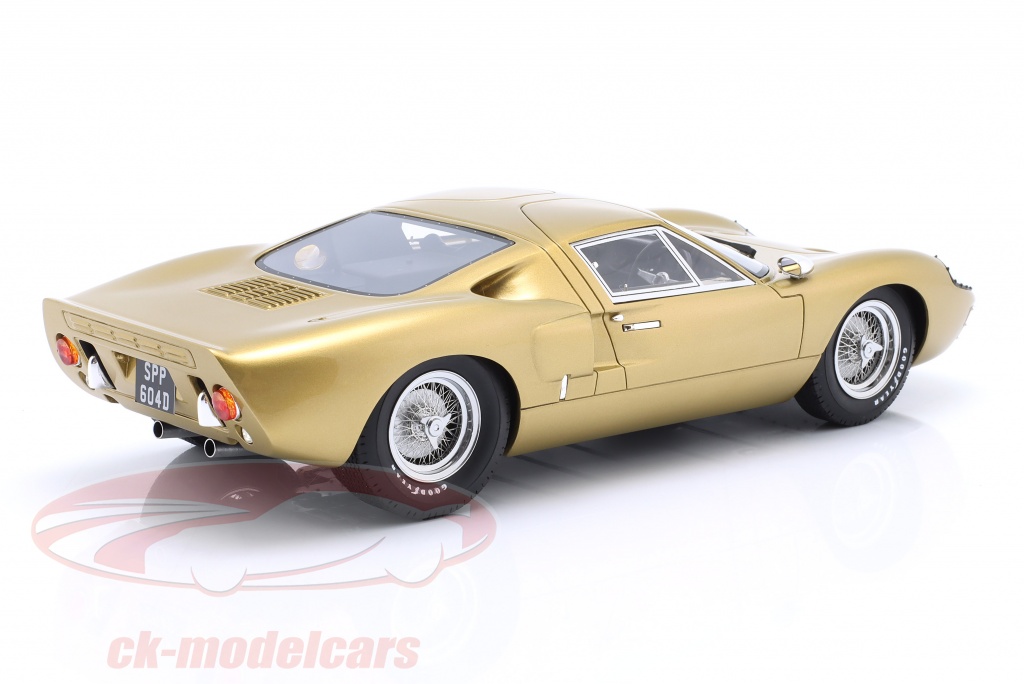 104-039 Cult 1/18 フォード GT40 Mk III 1966