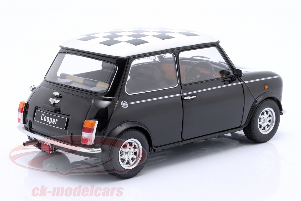 KK-Scale 1:12 Mini Cooper mit Schiebedach dunkelgrün / weiß RHD