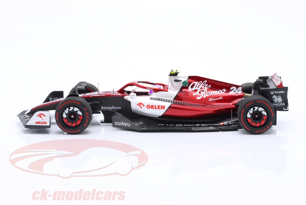 MINICHAMPS 1/43 Alpine A522 2022 Bahrain GP E. Ocon 417220131