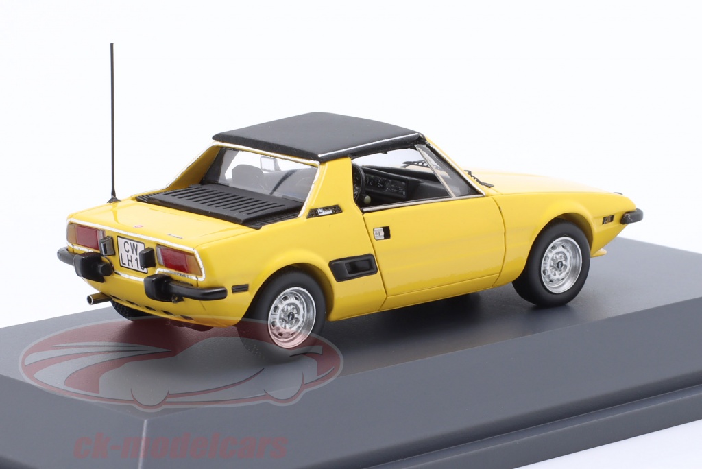 Schuco 143 Fiat X1/9 Ano de construção 1972 amarelo closed top