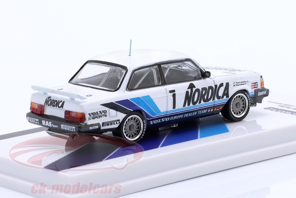TARMAC WORKS 1:64 Volvo 240 Turbo Ecc Zolder 1986 - Vincitore #1 Nordica