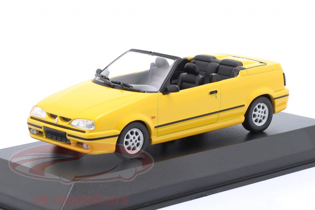 Minichamps 1:43 Renault 19 Cabriolet Construction year 1991 yellow  