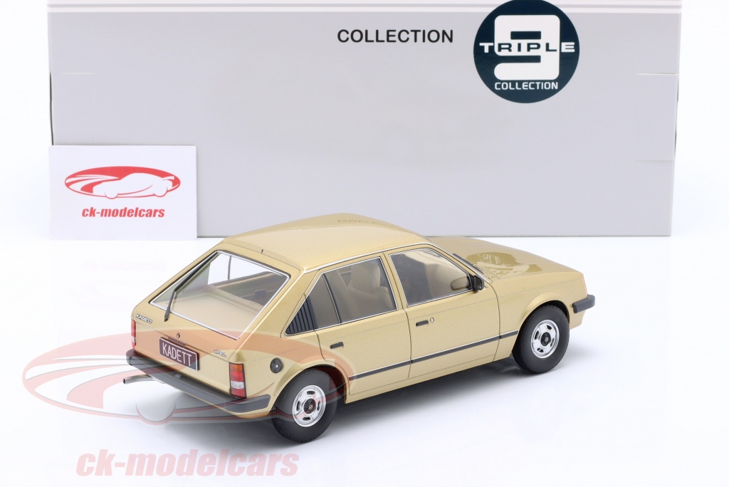 Opel Kadett D, hellgrün, 1:18, Triple 9 Collection | Model Car World