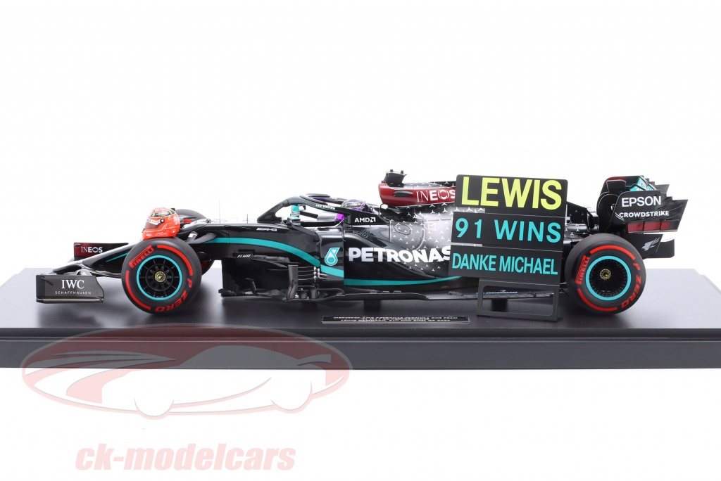 Minichamps Mercedes AMG Petronas F1 W11 - British GP 2020 - Échelle 1/18 - Précommande