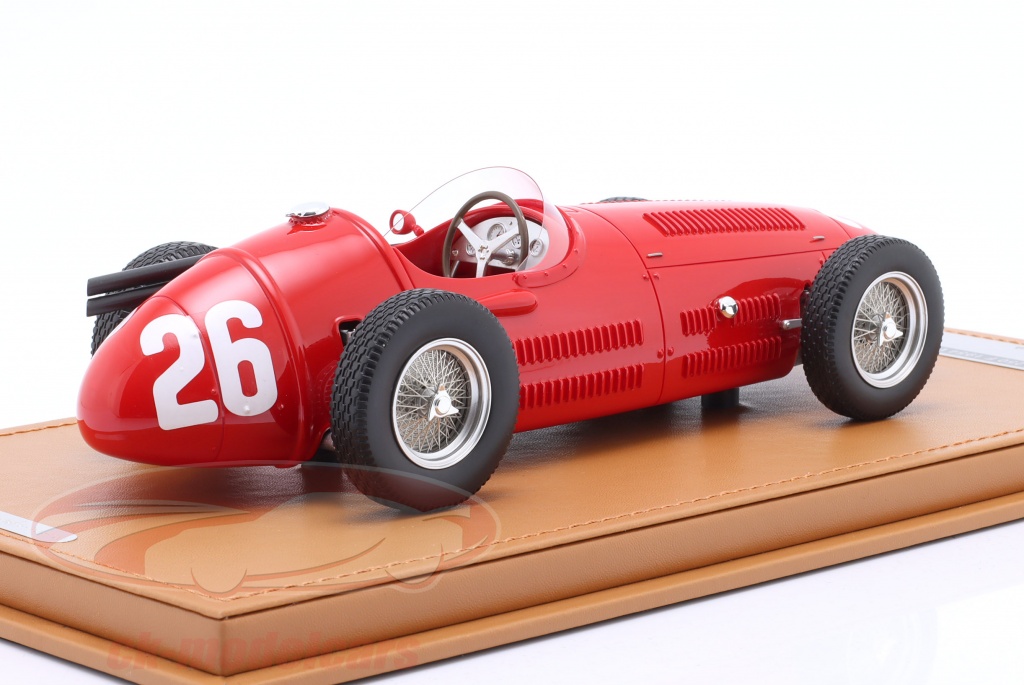 Figurine 1/18 Fangio Maserati 250F 1957 - Résine - VROOM Pour CMR EXOTO CMC