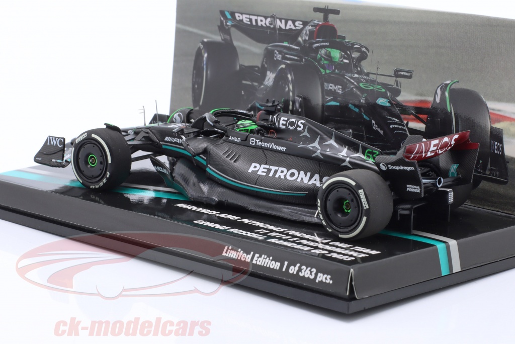Minichamps 1:43 Mercedes-AMG Petronas Formula One Team W12 E Performance-Lewis  Hamilton-Bahrain GP 2021 Voiture Miniature de Collection, 410210144,  Black/Green : : Jeux et Jouets