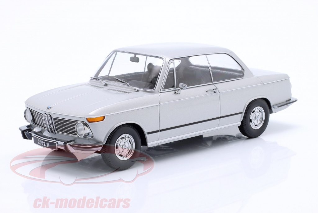 KK-SCALE KKDC181071 BMW - 1602 1-SÉRIE 1971 - BEIGE - 1/18