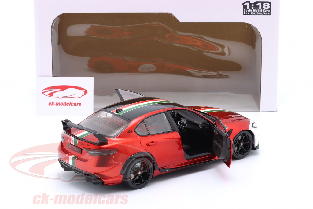 Solido 1:18 Alfa Romeo Giulia GTAm #99 建設年 2022 alfa 赤 / 白 