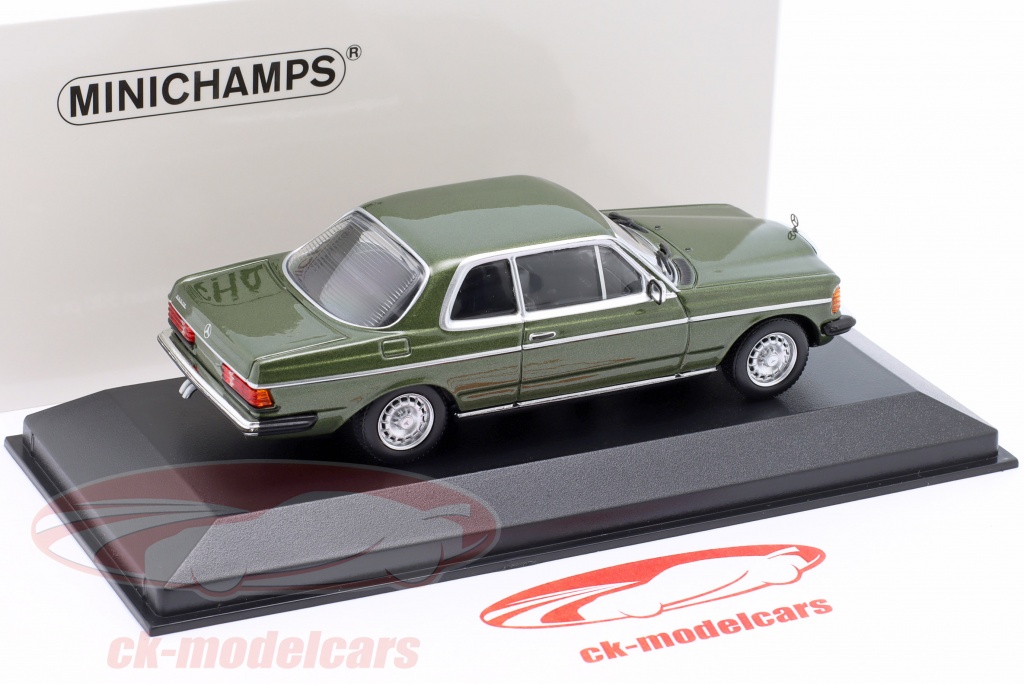1:43 MERCEDES-BENZ 230 CE W123 Coupé 1975 - 1985 Métallique Foncé Minichamps EUR 42,30 - FR