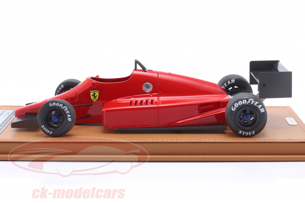 FERRARI 637 ESSAIS INDYCAR par TRON MODELS