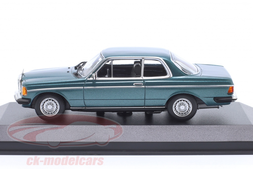 Maxichamps - 1:43 1976 Mercedes Benz 230 CE W123 - 1.837,64 TL - 1.837
