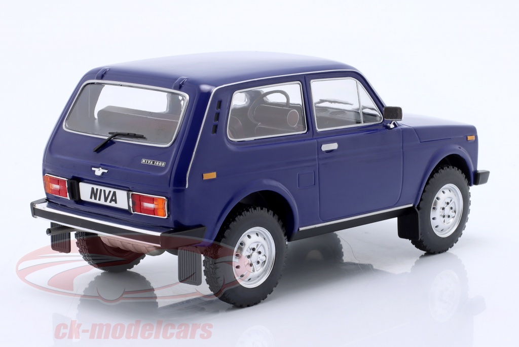 1976 Lada Niva Azul Oscuro 1:18 MC Group 18130