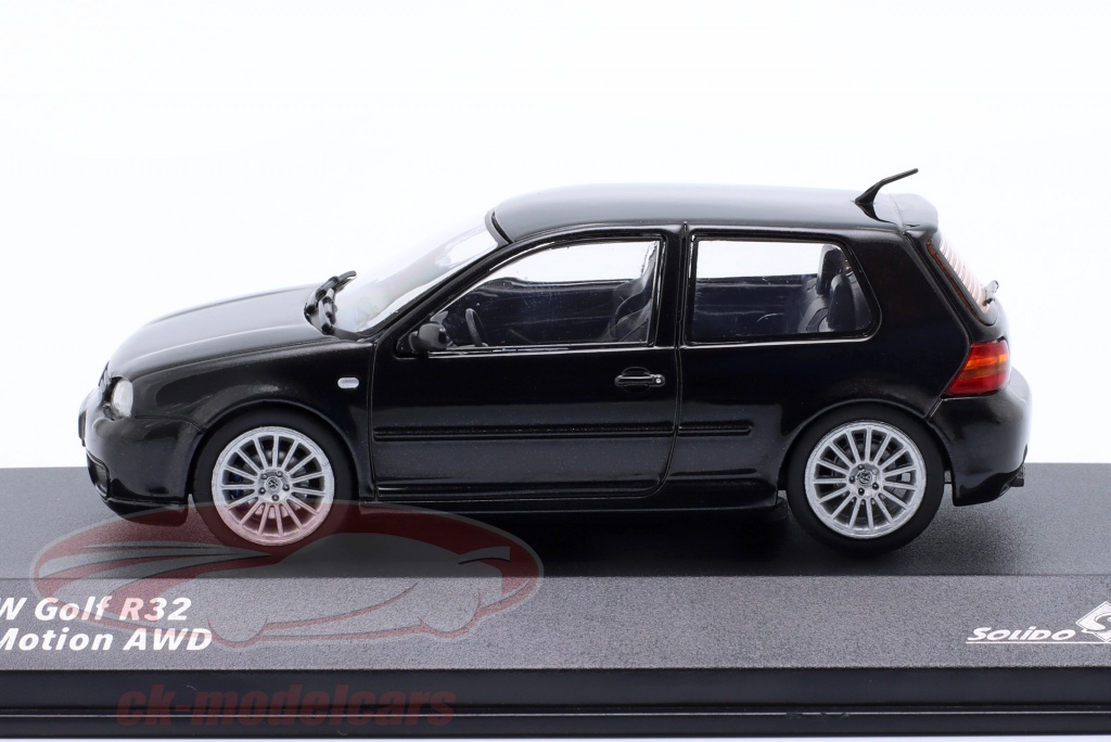 Minichamps 1:43 Volkswagen VW Golf 1 GTi Año de construcción 1983 rojo