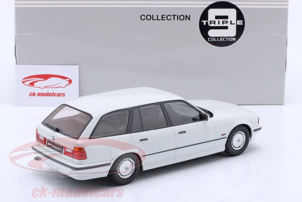 Triple9 1:18 BMW 5秒 系列 E34 Touring 建设年份 1996 高山白 T9-1800404 模型 汽车 T9 ...