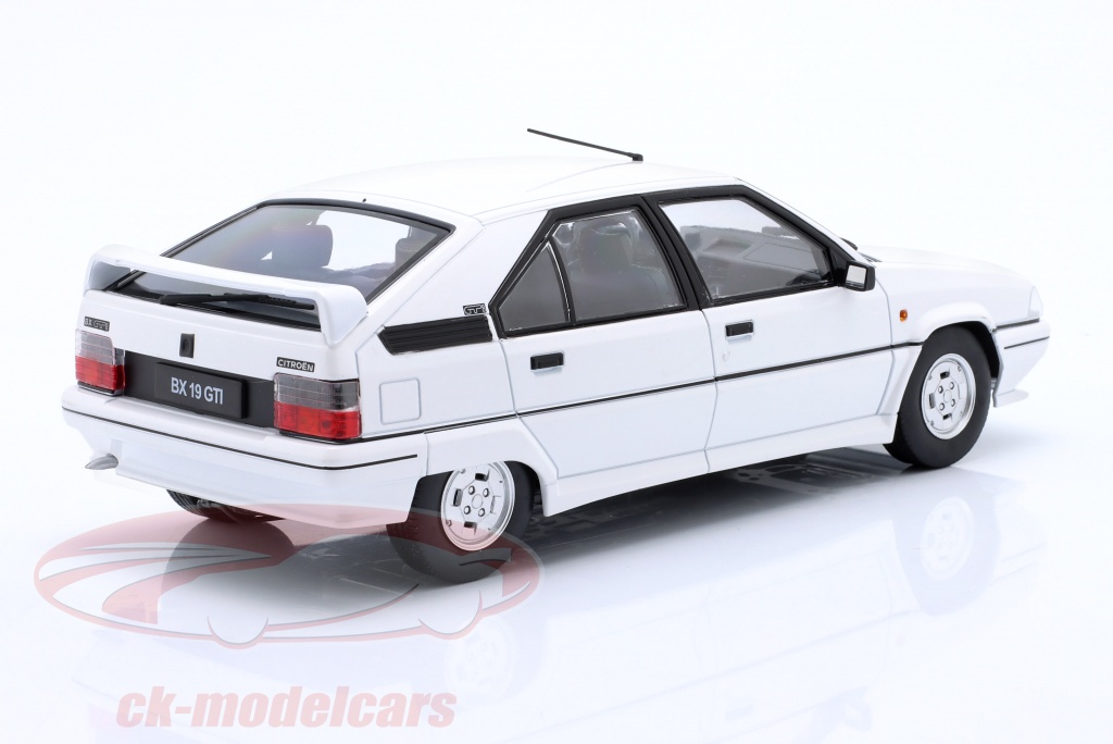 Citroën BX GTI 1990 White 1:18