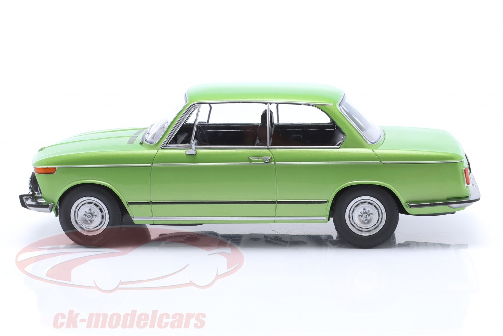 BMW 2002 Tii 1974 Noire échelle 1/18 Par KK-Scale – Modèle Réduit Métal, Neuf