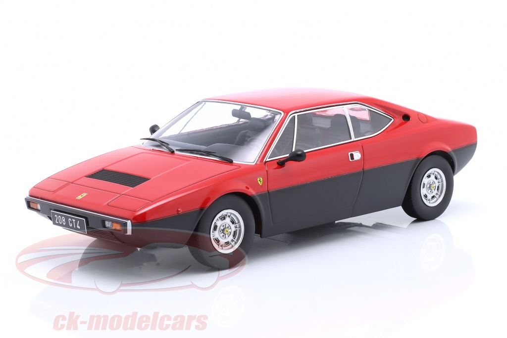 Modellino Ferrari 208 GT4 1975 Scala 1/18 KK SCALE MODELS | Colore Rosso E Nero Opaco | Die-Cast Metal Da Collezione
