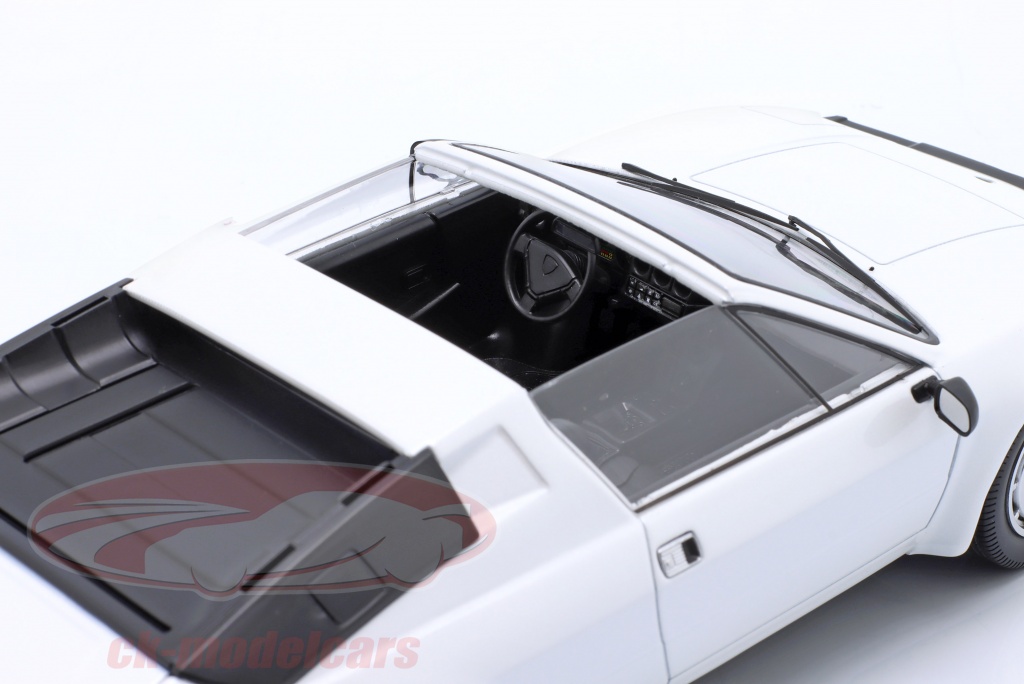 Voiture miniature Lamborghini Jalpa 3500 1982 weißmetallic mit abnehmbarem Hardtop KK-Scale 1:18 Metallmodell (Türen, Motorhaube... nicht zu öffnen!) sur