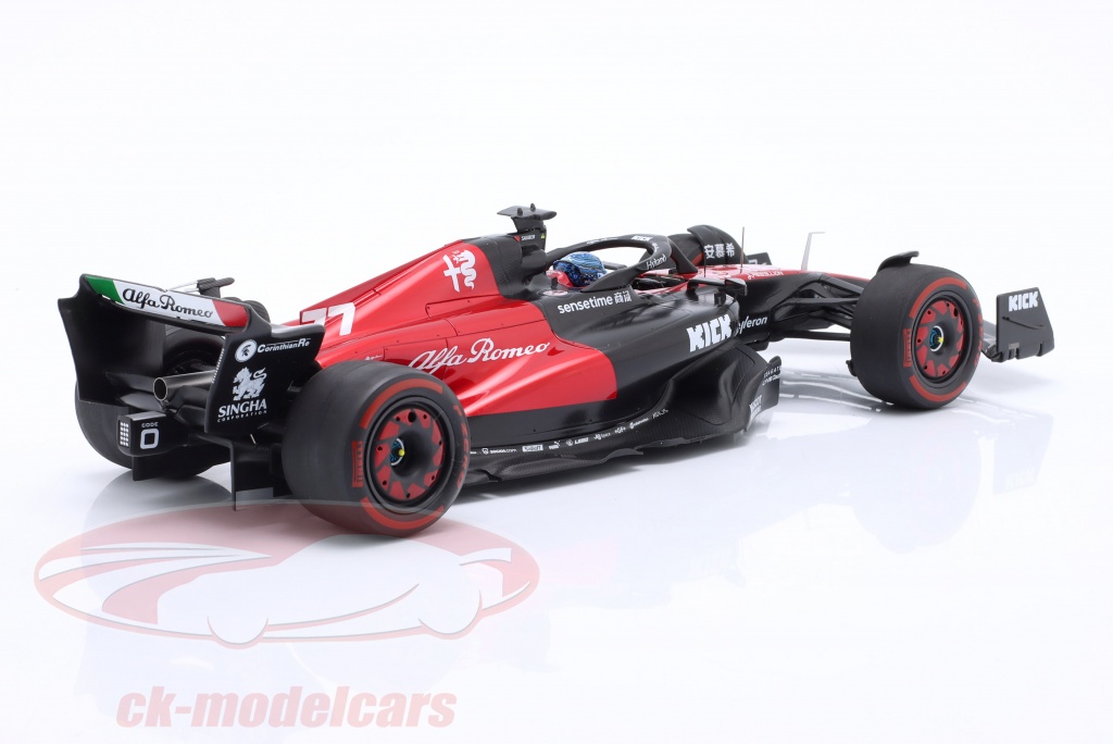 Spark 1:64 - Alfa Romeo F1 C43 Team Stake #77 Bottas 2023 - Modèle Collector
