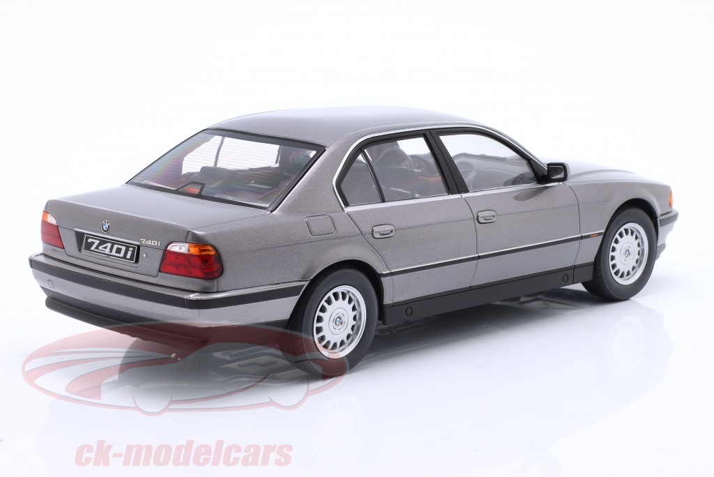 Miniature BMW E38 740iL Série 7 Noire édition Limitée 1:64 Par DCM - Neuf