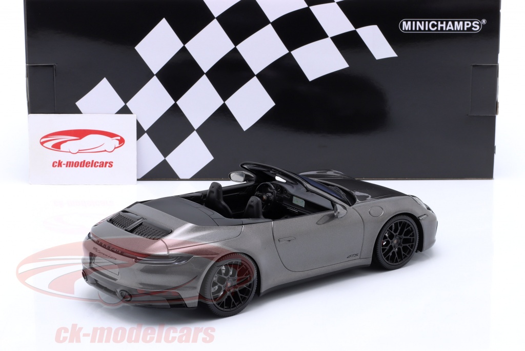 PORSCHE 911 CARRERA CABRIOLET 1/18 MAISTO - Miniature Avec Boîte D'origine